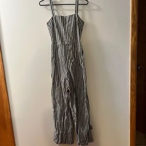 black and white jumpsuit from francesca’s, Size XS